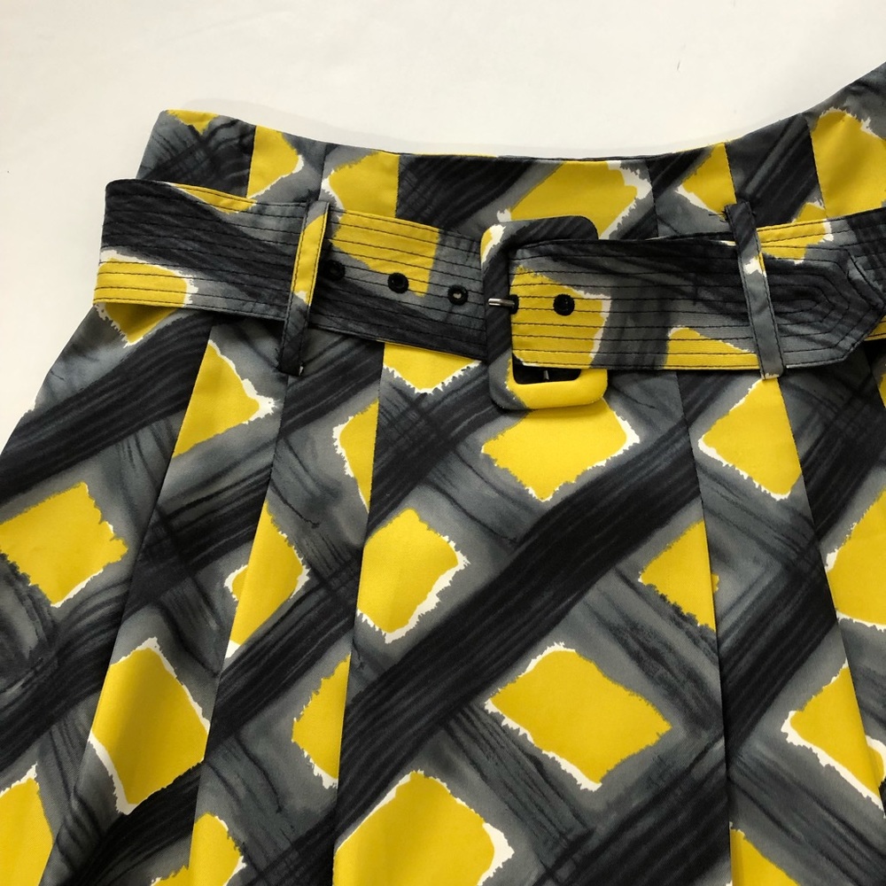 The Limited Gray & Gold Print Pleated Flare Skirt - Picture 2 of 8